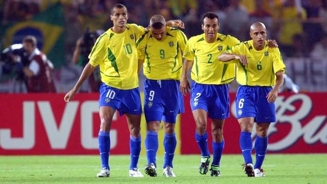 英格兰横扫乌拉圭,乔瓦尼·雷纳高光表现 英格兰横扫乌拉圭,乔瓦尼·雷纳高光表现