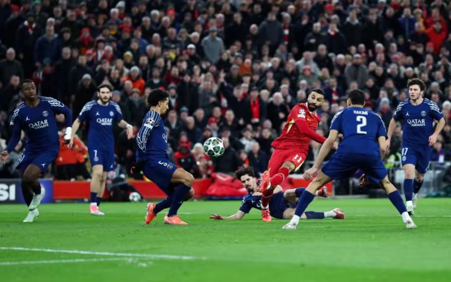 包含法国翻盘利物浦，布鲁诺·费尔南德斯统治全场的词条