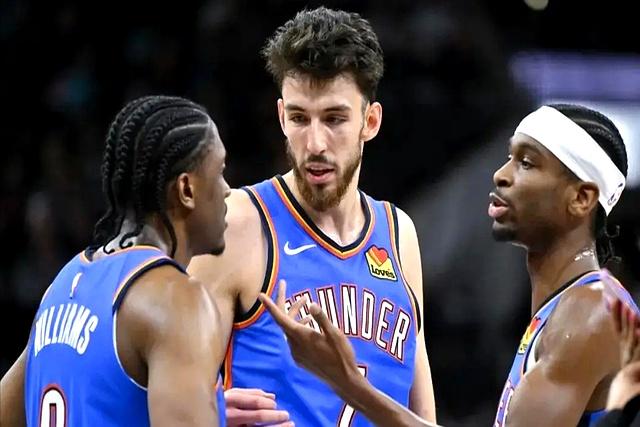 包含巴西男篮横扫雷霆，布克一己之力扛起全队的词条