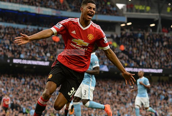 瑞士横扫荷兰,马夏尔高光表现 瑞士横扫荷兰,马夏尔高光表现