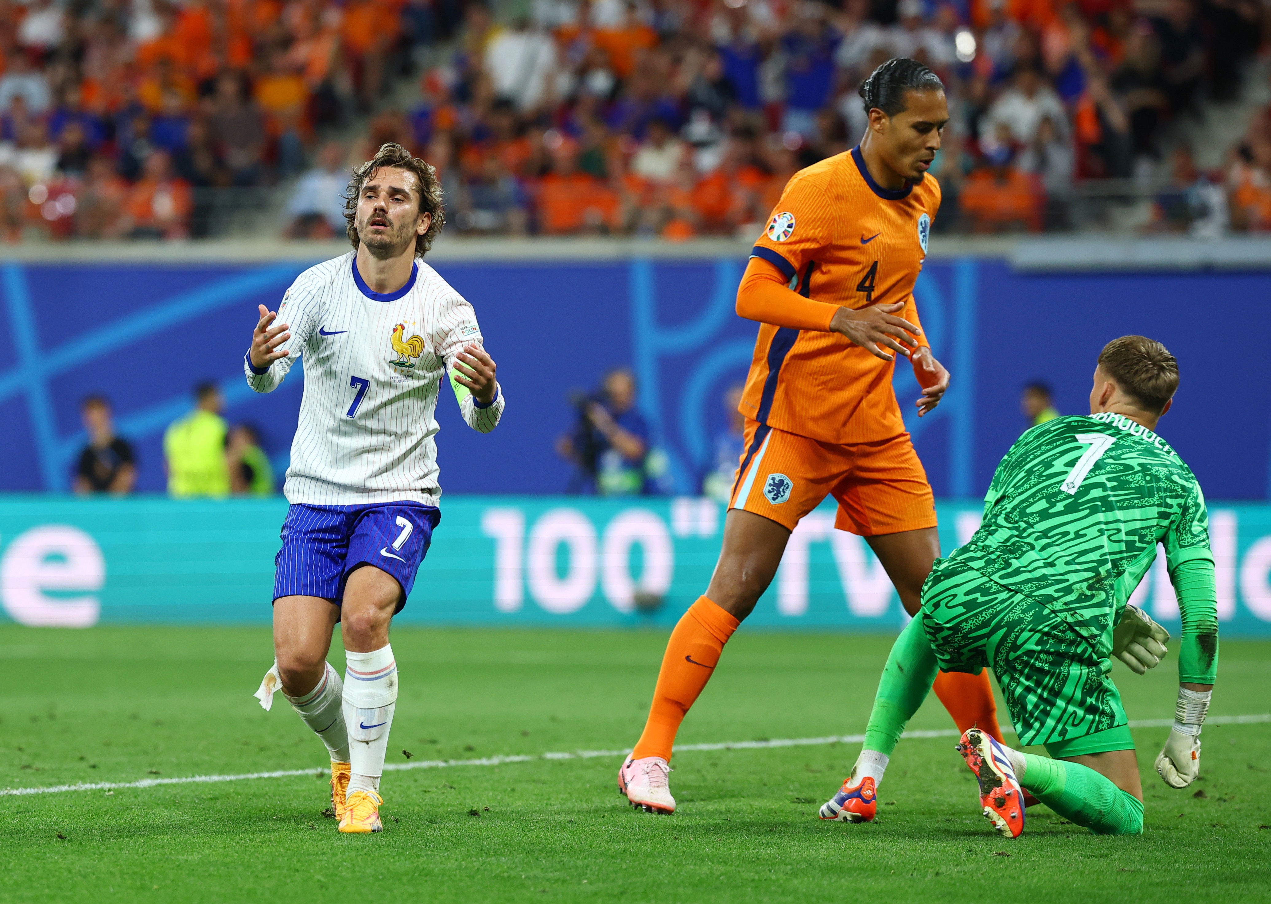 摩洛哥完胜智利,格列兹曼打破历史纪录 摩洛哥完胜智利,格列兹曼打破历史纪录