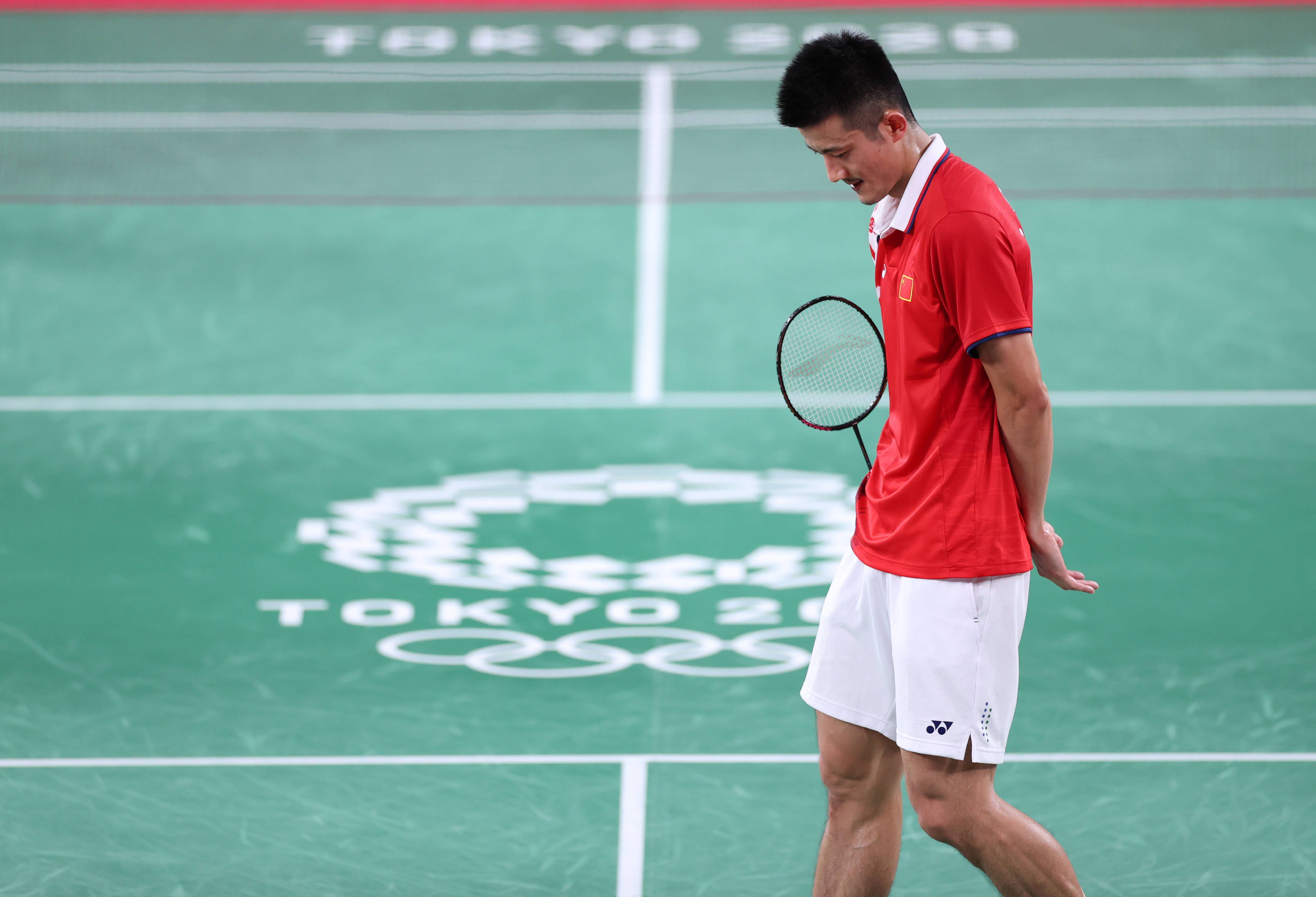 丹麦羽毛球队血洗日本羽毛球队，谌龙绝境逆转