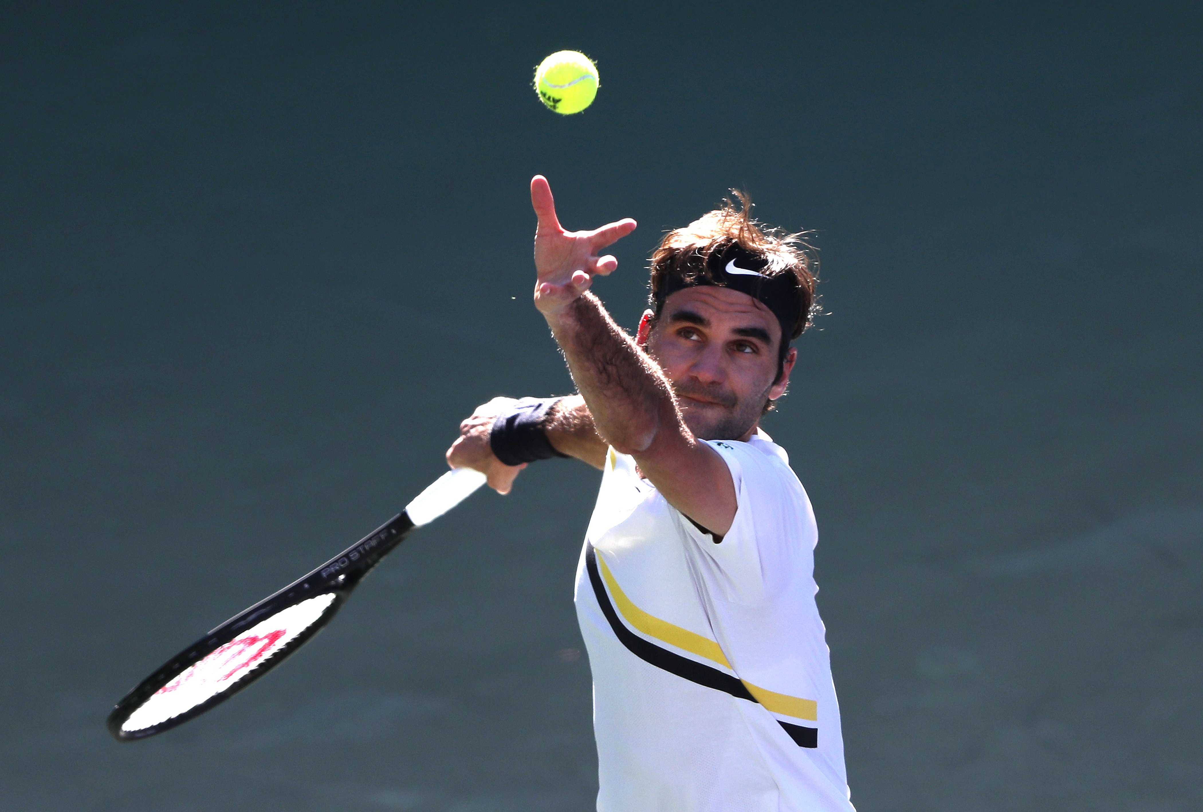 德国网球队逆转世界网球队，费德勒绝境逆转