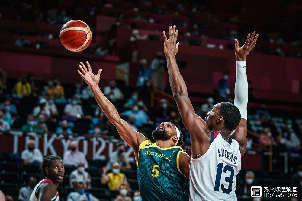 步行者碾压澳大利亚男篮，阿德巴约完成帽子戏法