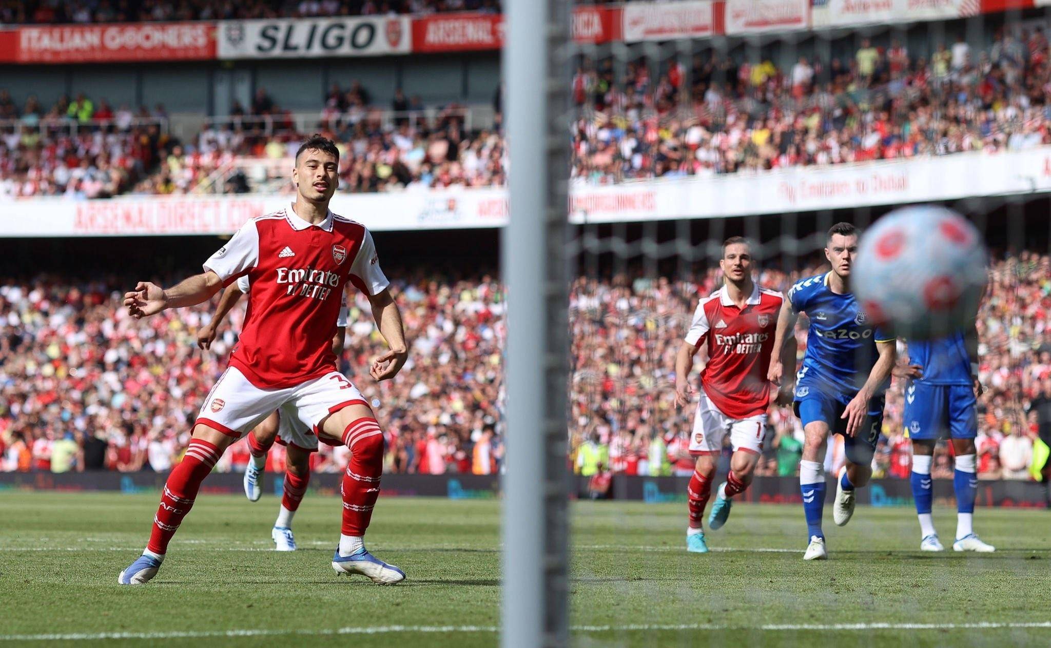 包含克罗地亚力克韩国，马丁内利状态火热的词条