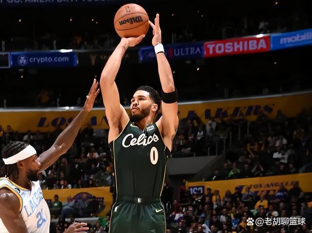 湖人轻取天津队，塔图姆刷新纪录