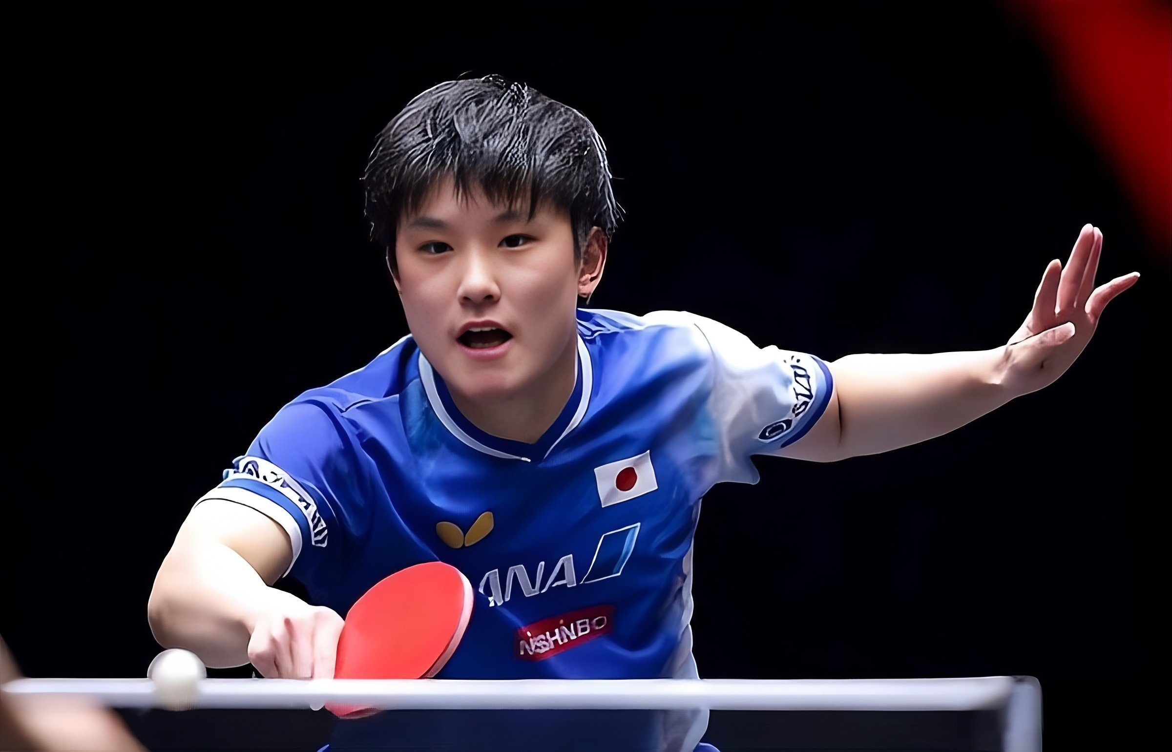 瑞典队鏖战英格兰队，张本智和带队取胜