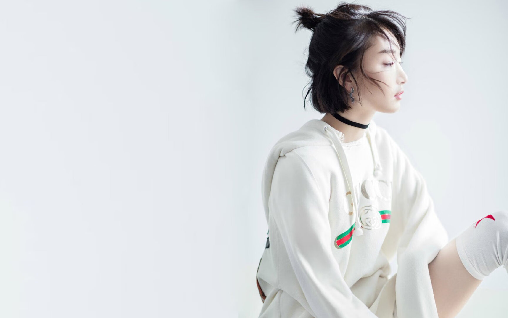 塞维利亚的碾压式胜利与穆勒的硬仗之王本色，足球世界中的双重统治艺术