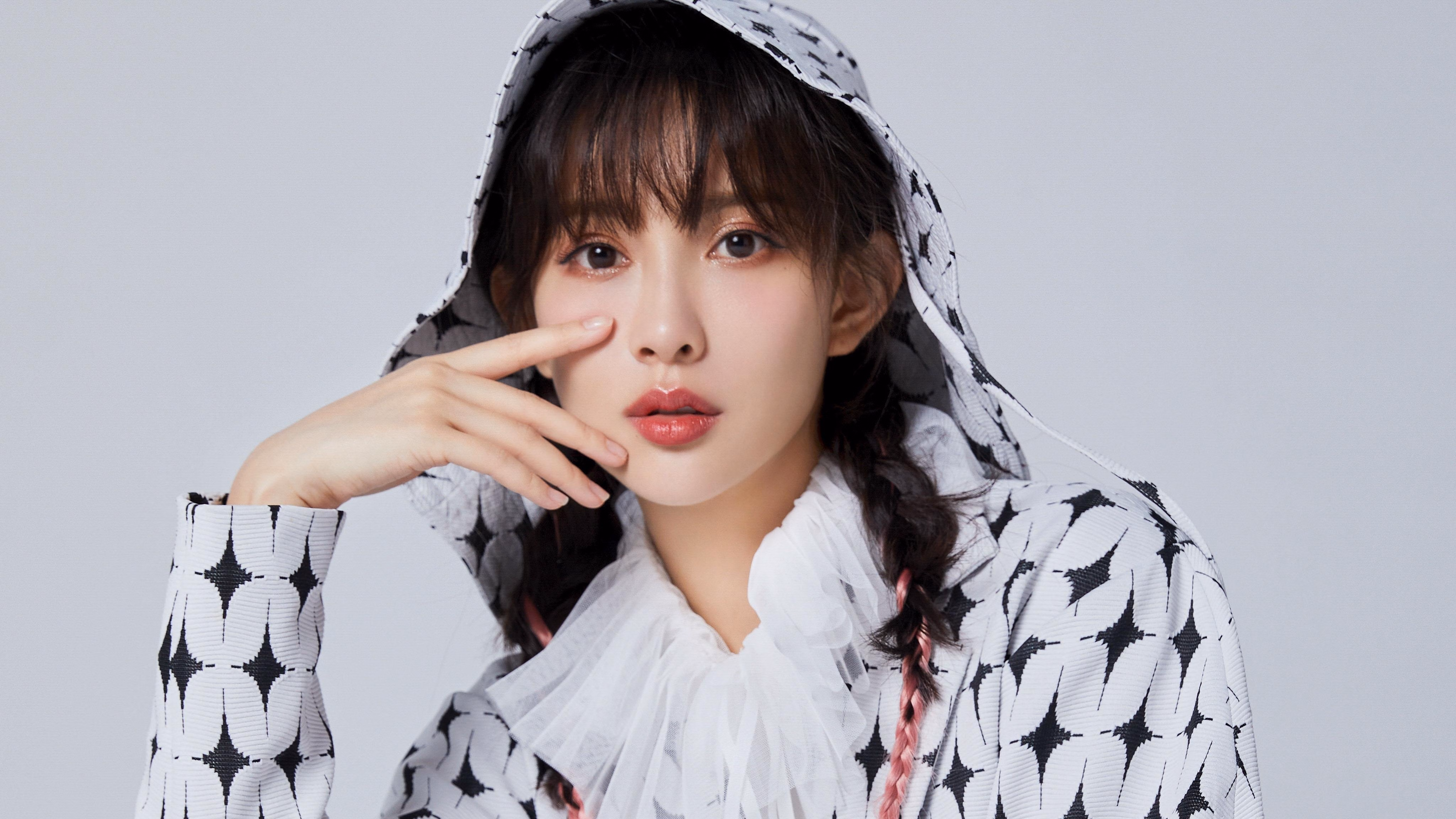 当灰熊的利爪握住欧冠奖杯,一场跨越次元的体育狂想